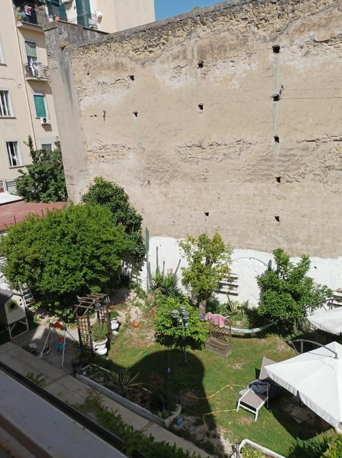 B&B Nancy ナポリ エクステリア 写真